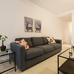 Beautiful Modern 2br Apartmán *