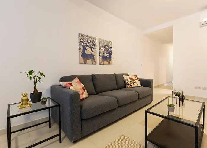 Beautiful Modern 2br Apartment *
